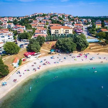 Apartman 50m From The *